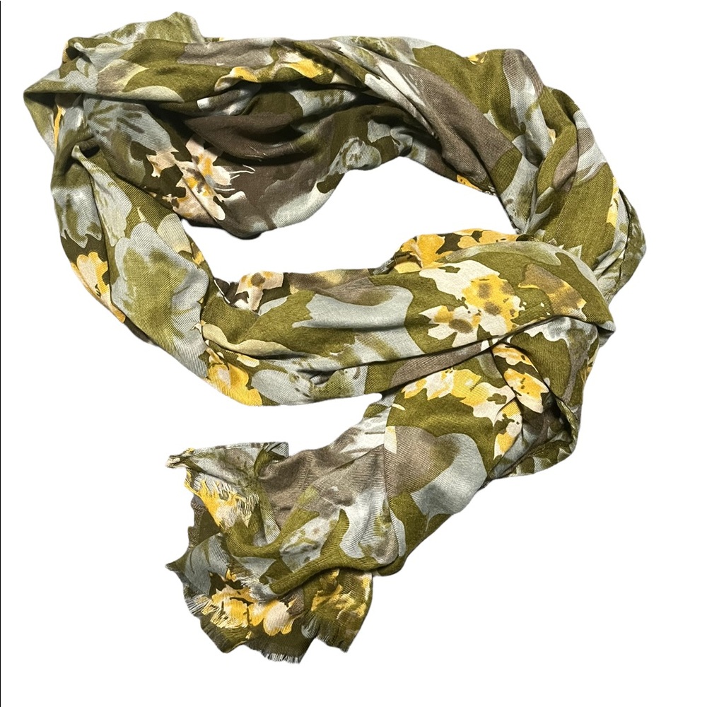 CUTE GREEN WATER COLOR SCARF